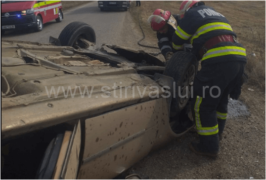 S-a răsturnat cu mașina pe DJ 248F, la ieșirea din Negrești 2
