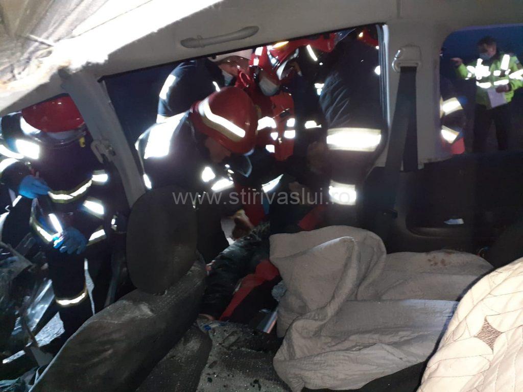 Accident groaznic între Tutova și Priponești. Patru morți 5