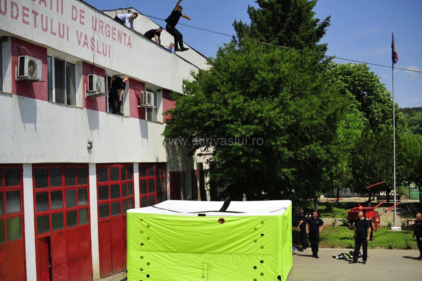 ISU Vaslui a achiziționat o pernă pneumatică de salvare