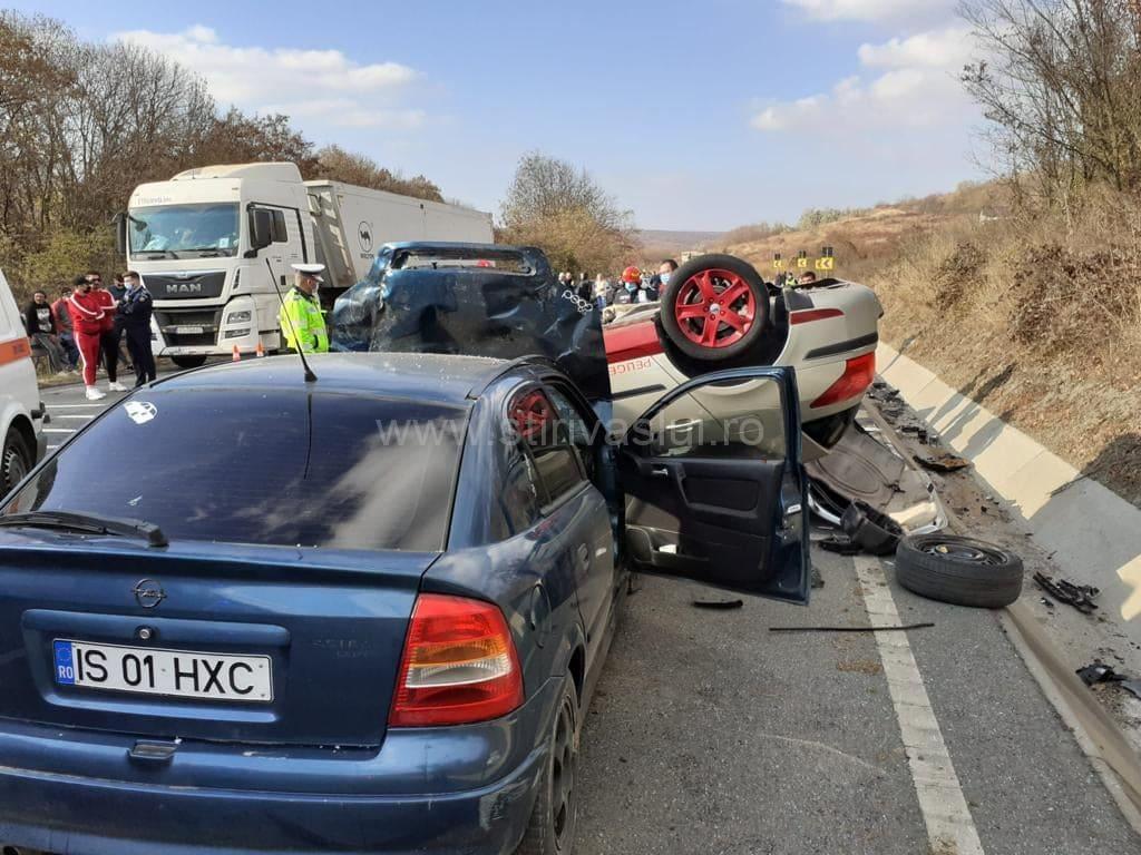 Două mașini s-au tamponat la Huși, în zona Dobrina